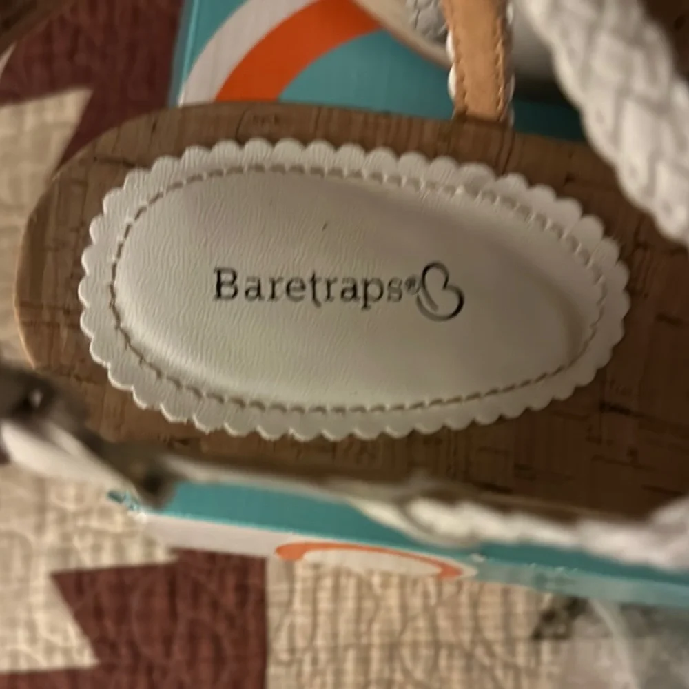 BareTraps Women's White Wedge Sandals - Picture 3 of 4